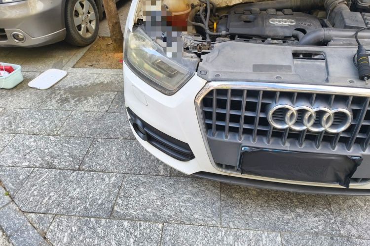 Used Audi Q3 2015 35 TFSI Ambition Edition Engine Bay Right