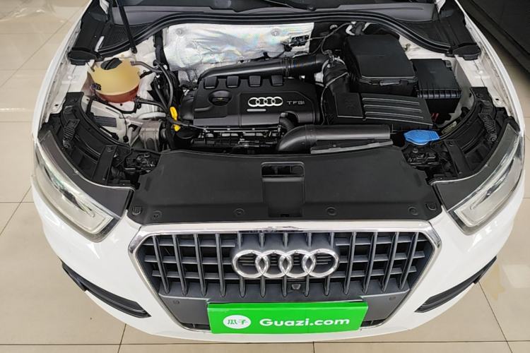Used Audi Q3 2015 35 TFSI Millionth Anniversary Comfort Model Engine Bay