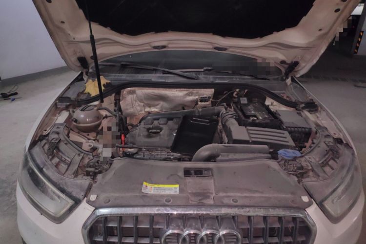 Used Audi Q3 2015 35 TFSI quattro Technology Edition Engine Bay