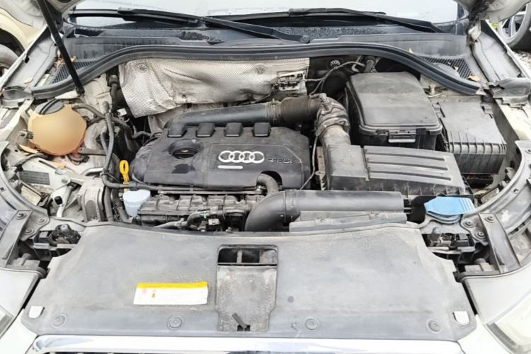 Used Audi Q3 2015 35 TFSI quattro Technology Edition Engine Bay