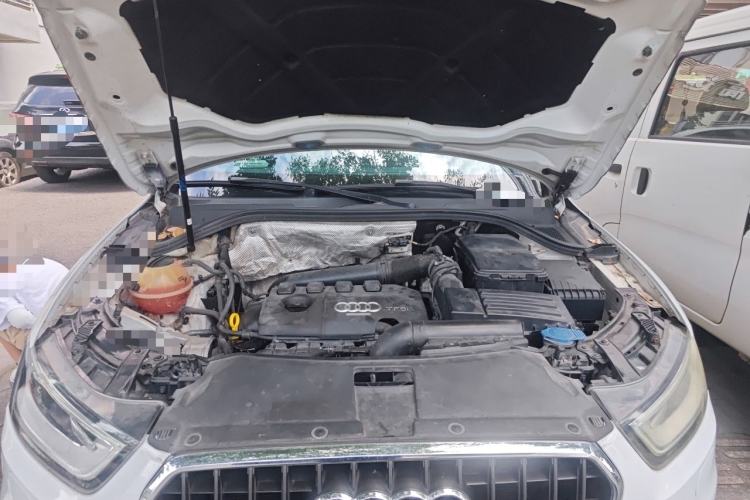 Used Audi Q3 2015 35 TFSI quattro Technology Edition Engine Bay