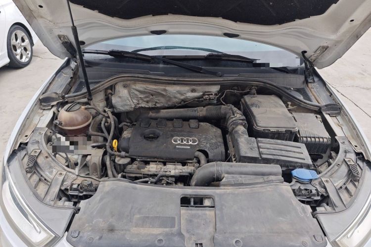Used Audi Q3 2015 35 TFSI Comfort Model Engine Bay