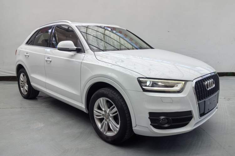 Used Audi Q3 2015 30 TFSI Comfort Model Exterior 1
