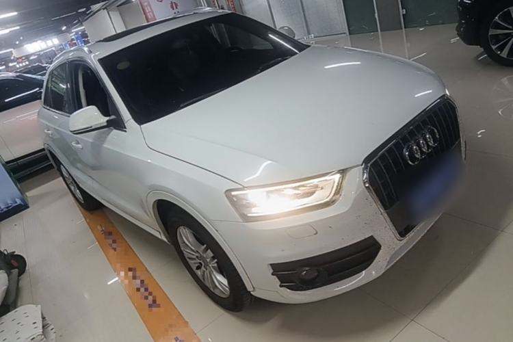 Used Audi Q3 2015 30 TFSI Comfort Model Exterior 1