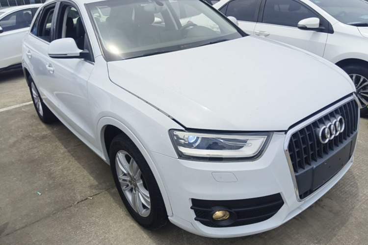 Used Audi Q3 2015 30 TFSI Comfort Model Exterior 1