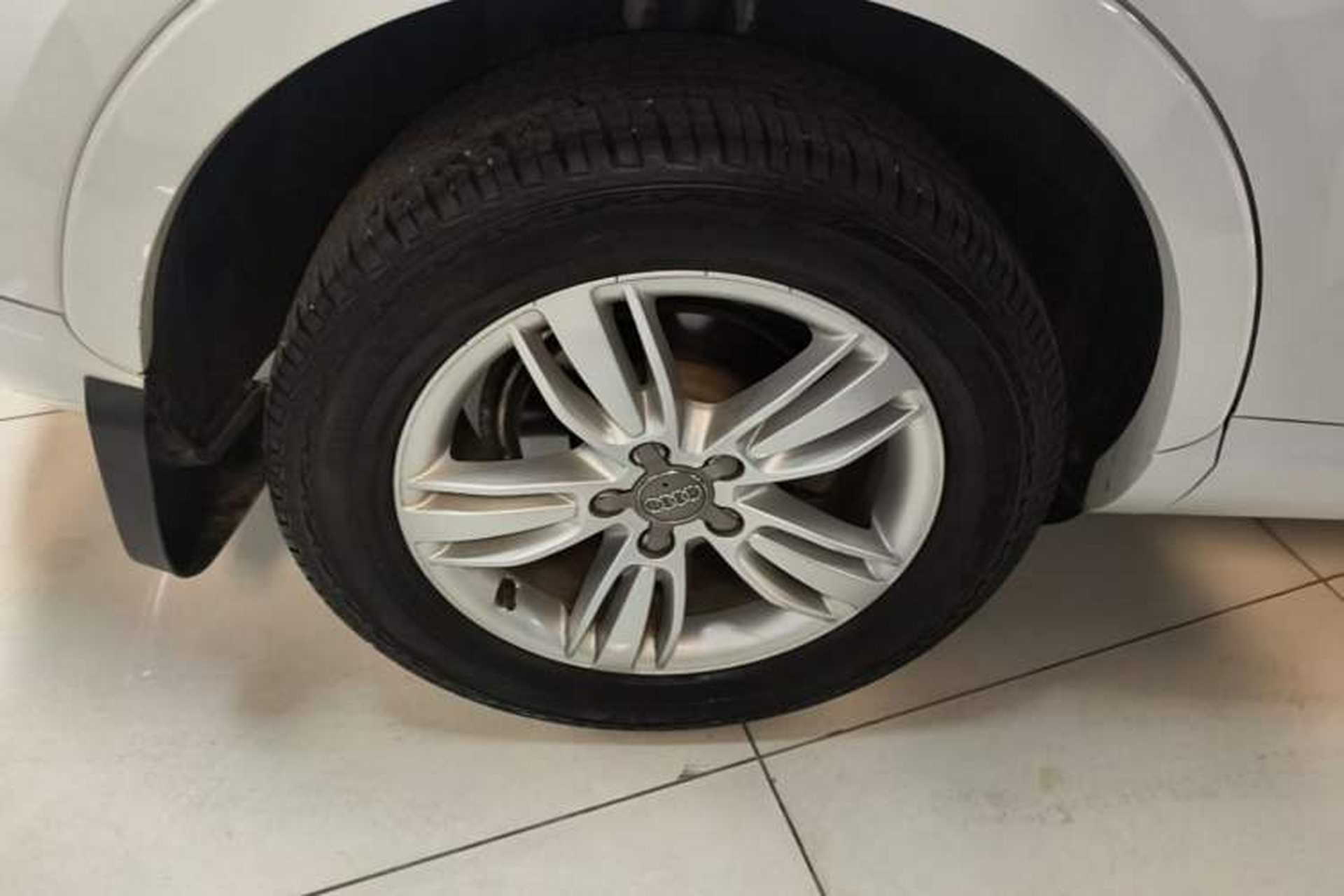 Used Audi Q3 2015 35 TFSI quattro Technology Edition Exterior 2