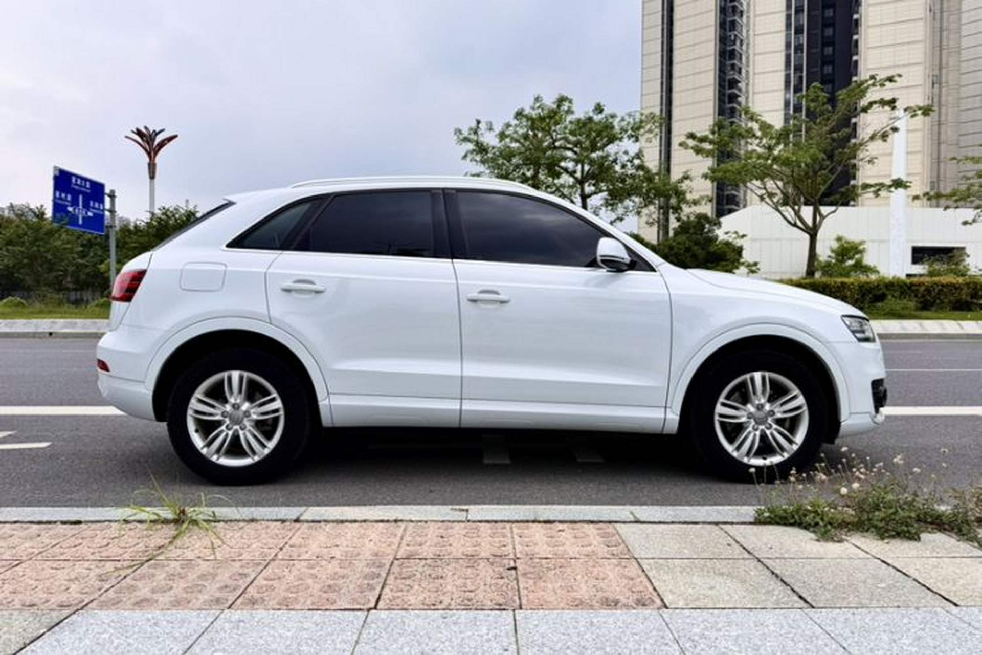 Used Audi Q3 2015 35 TFSI quattro Millionth Anniversary Edition Exterior 2