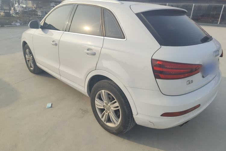 Used Audi Q3 2015 35 TFSI quattro Comfort model Exterior 2