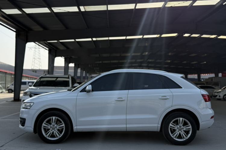 Used Audi Q3 2015 35 TFSI Millionth Anniversary Comfort Model Exterior 2