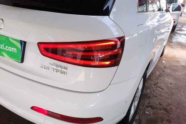 Used Audi Q3 2015 35 TFSI Comfort Model Exterior 3