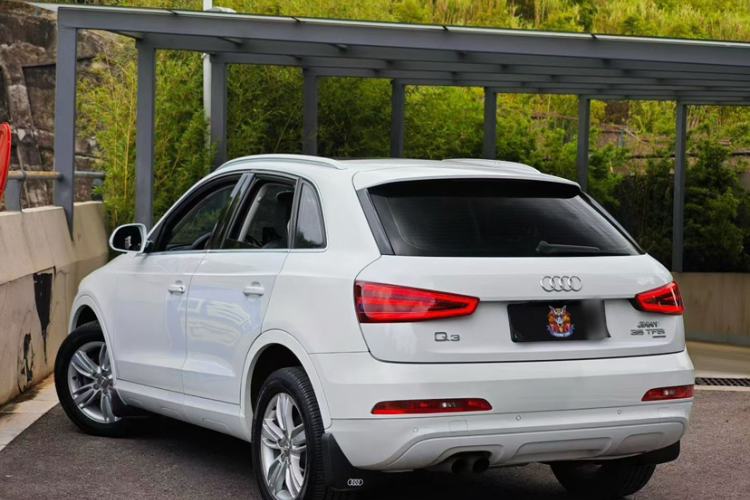 Used Audi Q3 2015 35 TFSI quattro Technology Edition Exterior 3