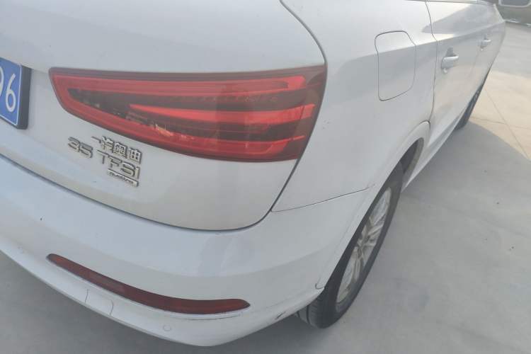 Used Audi Q3 2015 35 TFSI quattro Comfort model Exterior 3
