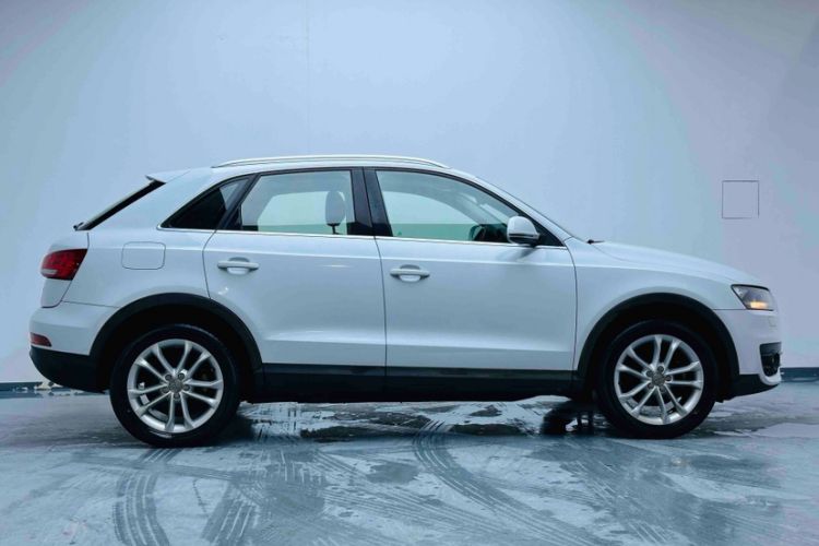 Used Audi Q3 2015 30 TFSI Ambition Edition Exterior 3