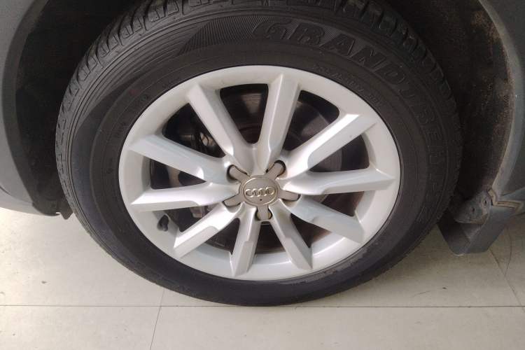 Used Audi Q3 2015 35 TFSI Ambition Edition Exterior 4