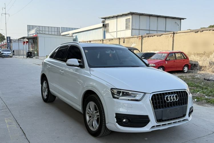 Used Audi Q3 2015 35 TFSI Millionth Anniversary Comfort Model Exterior 4