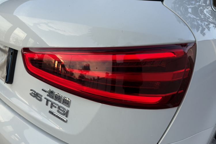 Used Audi Q3 2015 35 TFSI quattro Technology Edition Exterior 8