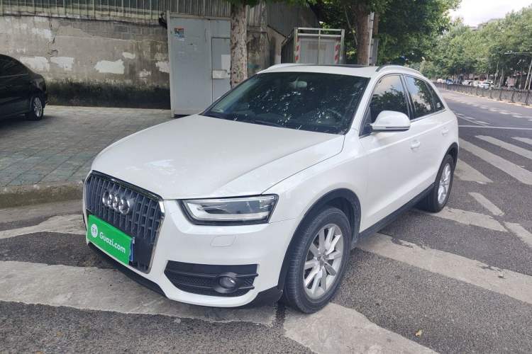 Used Audi Q3 2015 30 TFSI Comfort Model Guazi used car, China used car export, Used car for sale, Used Audi cars, Cheapest cars for sale