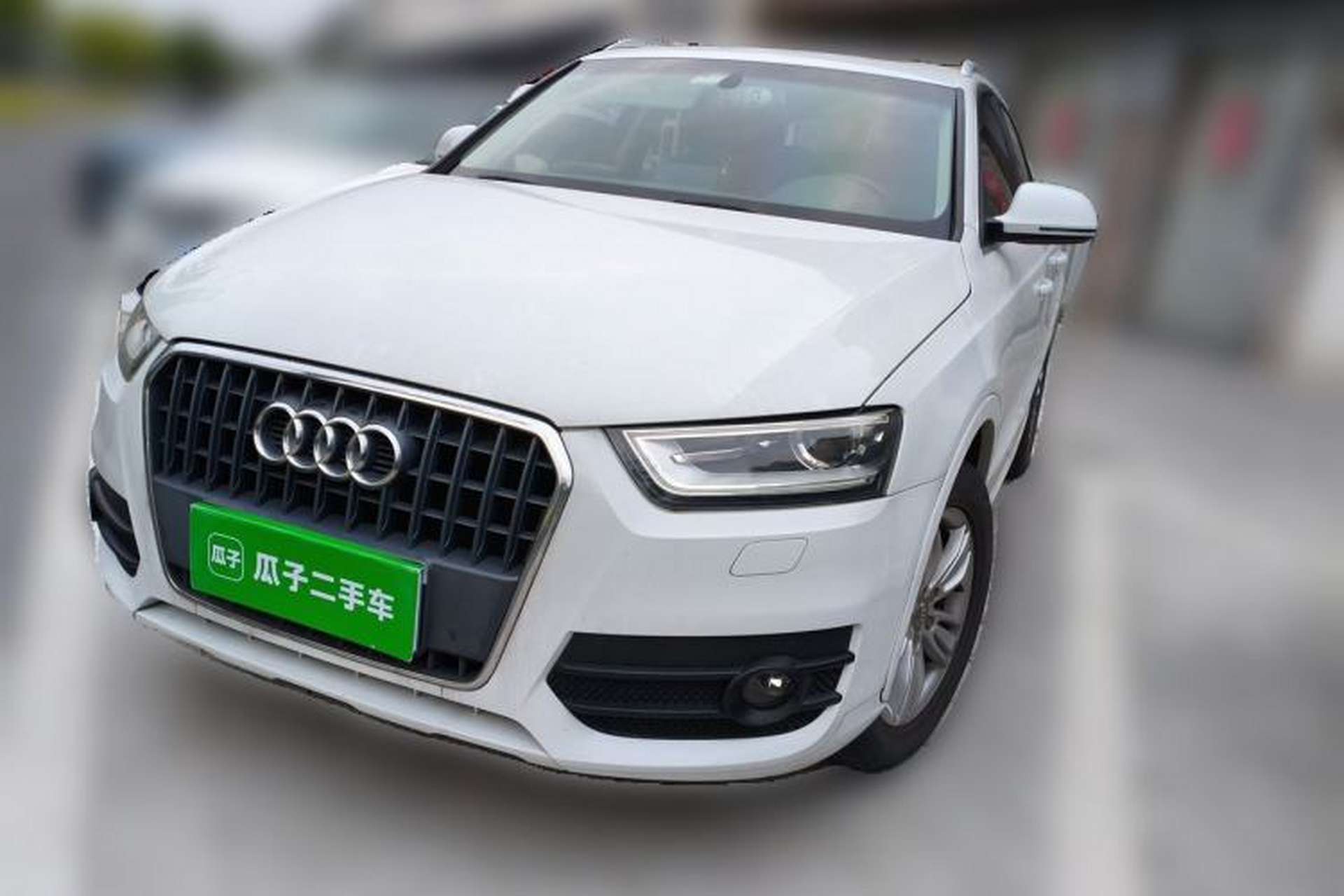 Used Audi Q3 2015 30 TFSI Comfort Model Front Left 45 Deg