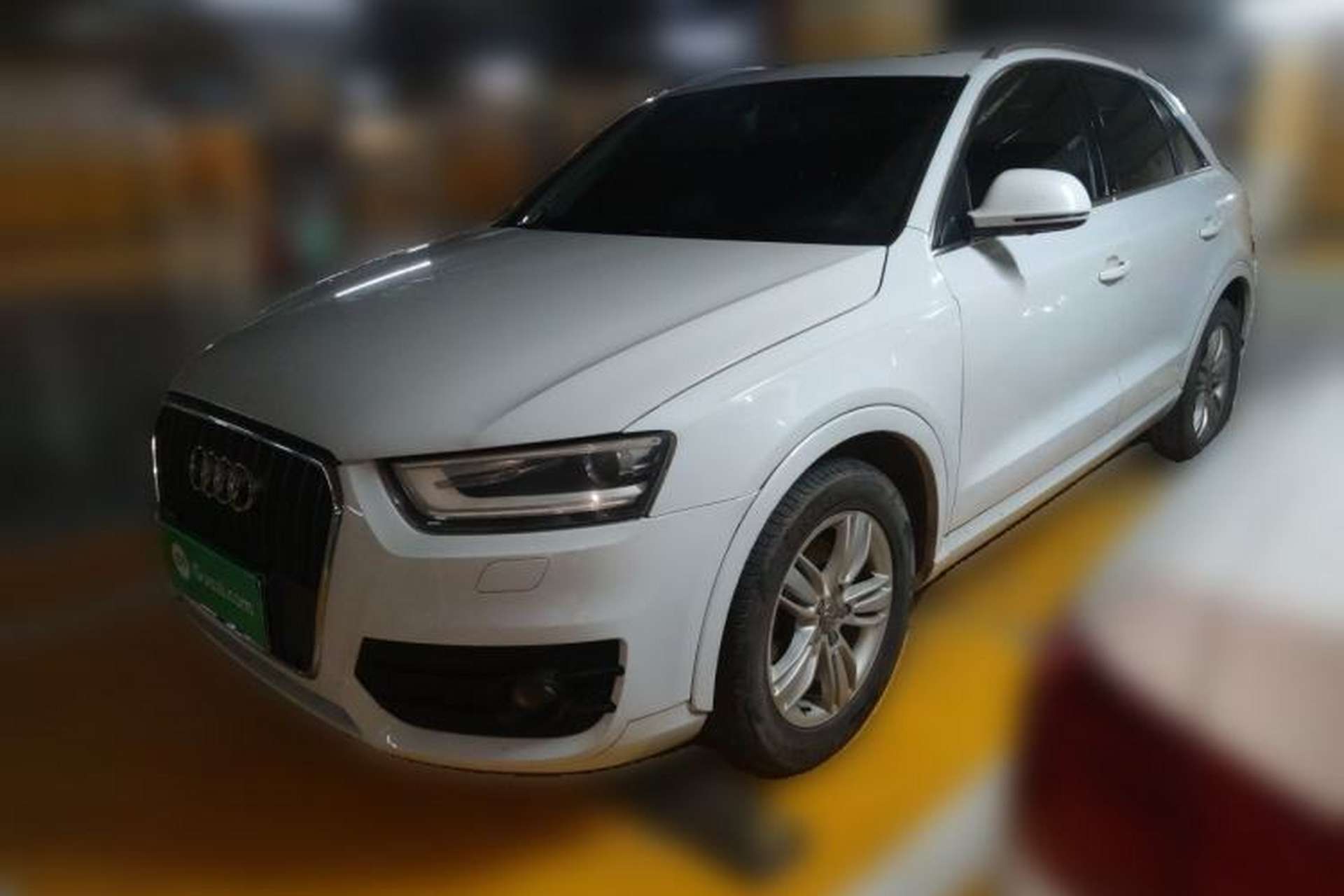 Used Audi Q3 2015 30 TFSI Comfort Model Front Left 45 Deg