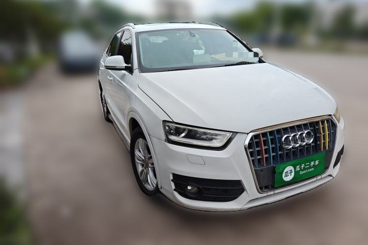 Used Audi Q3 2015 35 TFSI quattro Technology Edition Front Right 45 Deg