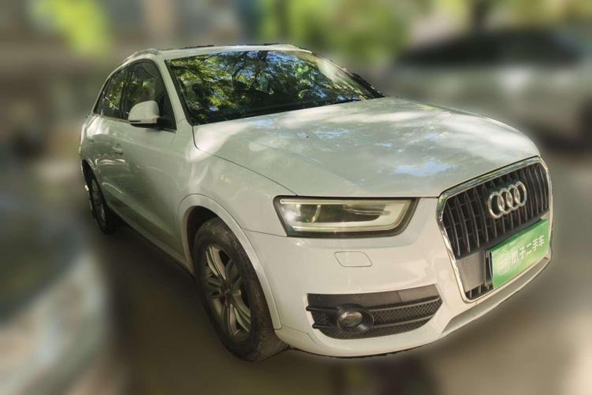 Used Audi Q3 2015 35 TFSI Comfort Model Front Right 45 Deg