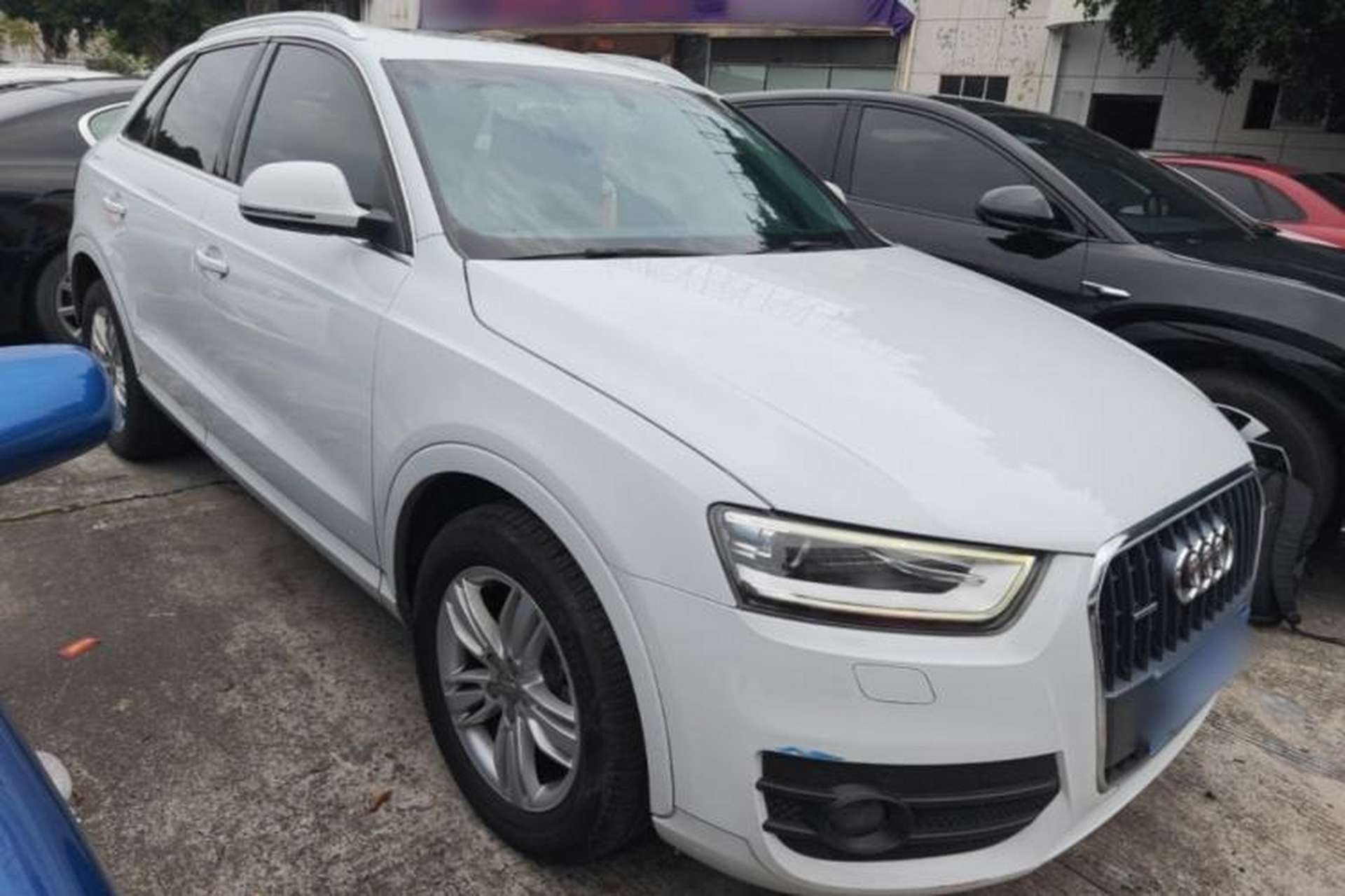 Used Audi Q3 2015 35 TFSI quattro Millionth Anniversary Edition Front Right 45 Deg