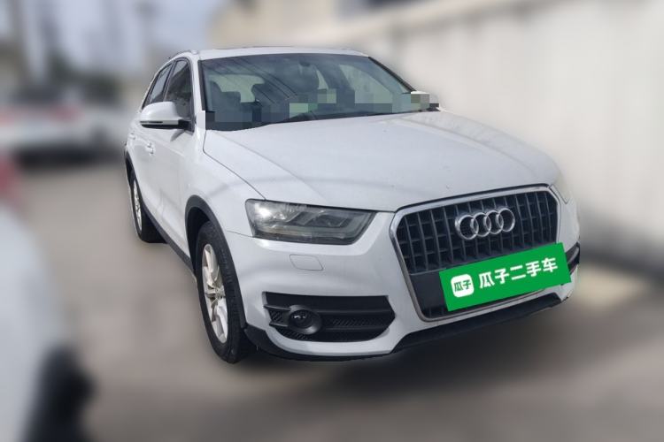 Used Audi Q3 2015 30 TFSI Ambition Edition Front Right 45 Deg
