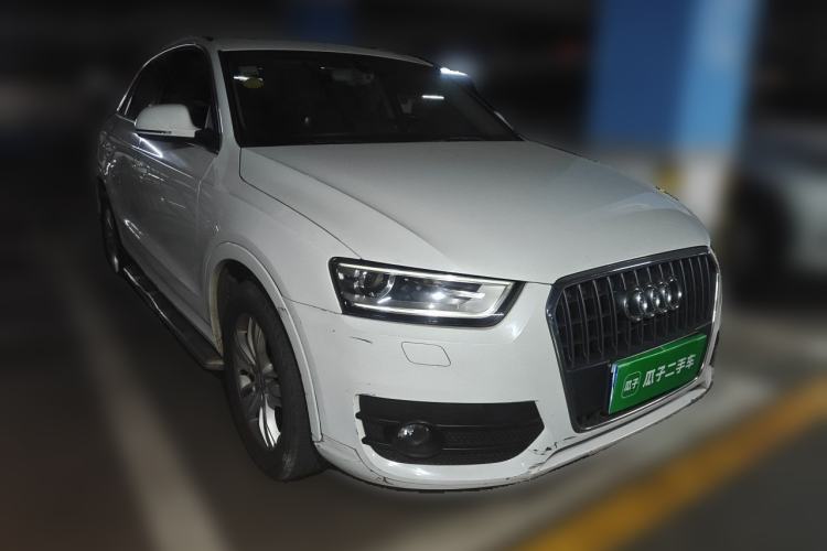Used Audi Q3 2015 35 TFSI Ambition Edition Front Right 45 Deg