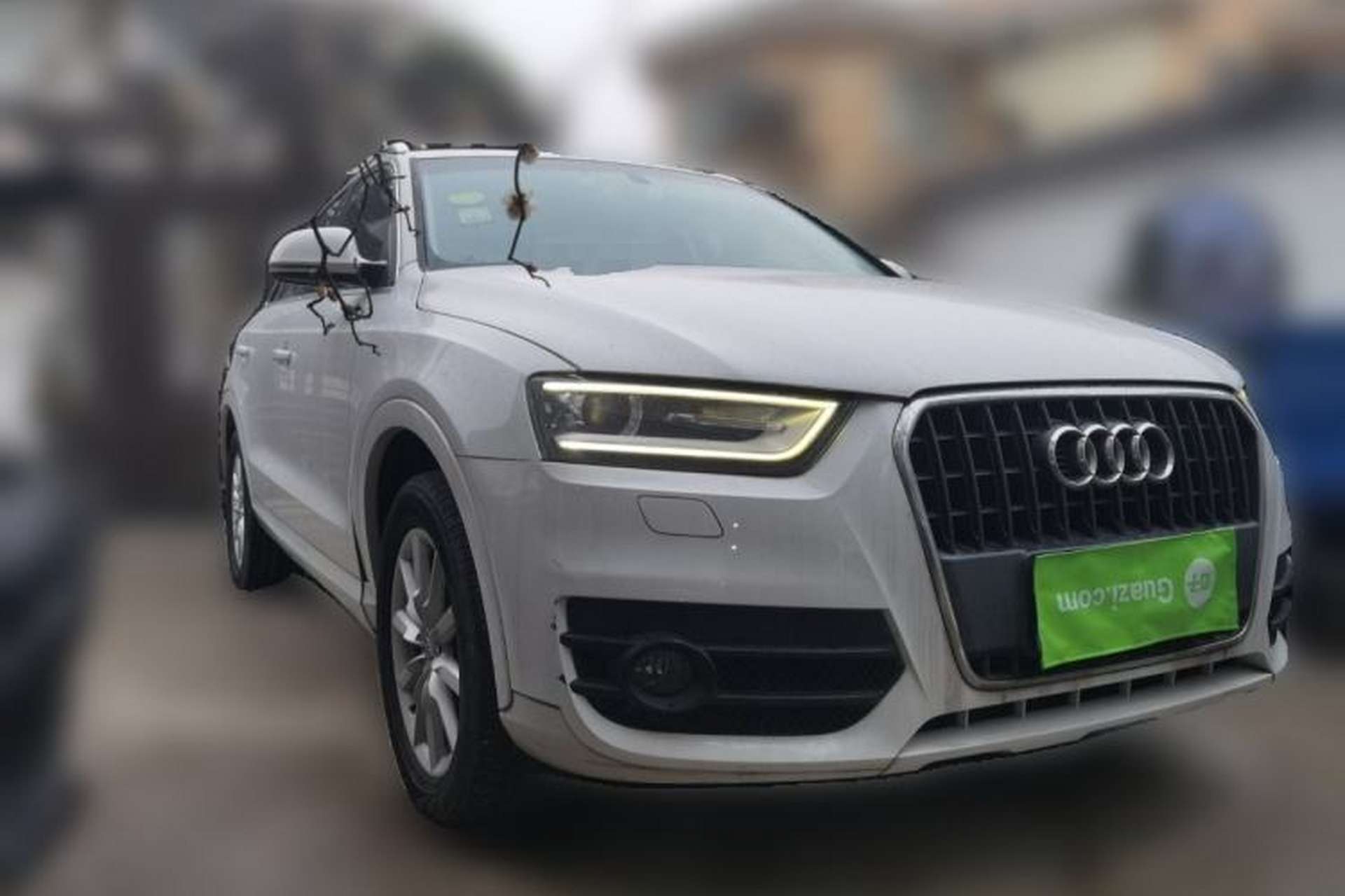 Used Audi Q3 2015 30 TFSI Comfort Model Front Right 45 Deg
