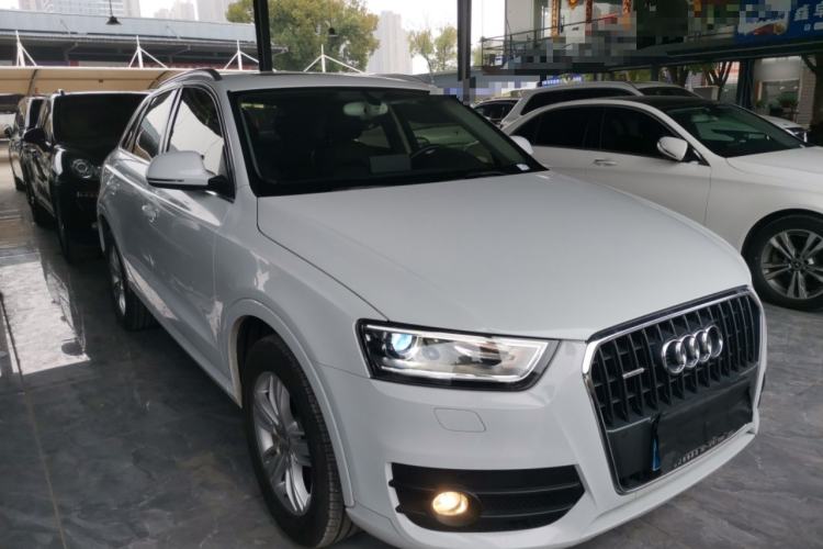 Used Audi Q3 2015 35 TFSI quattro Millionth Anniversary Edition Front Right 45 Deg