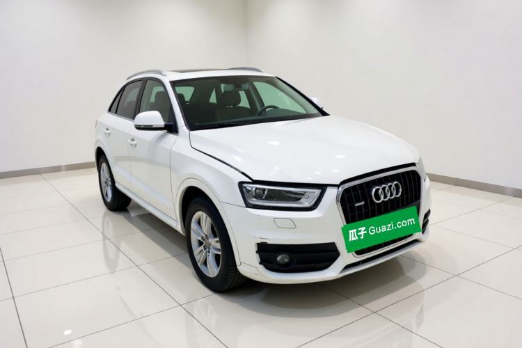 Used Audi Q3 2015 35 TFSI quattro Technology Edition Front Right 45 Deg