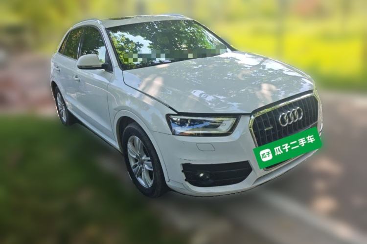 Used Audi Q3 2015 35 TFSI quattro Technology Edition Front Right 45 Deg