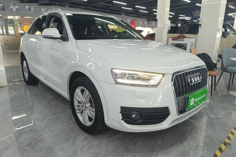 Used Audi Q3 2015 35 TFSI quattro Millionth Anniversary Edition Front Right 45 Deg