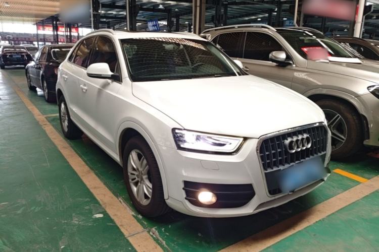 Used Audi Q3 2015 30 TFSI Ambition Edition Front Right 45 Deg