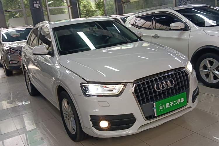 Used Audi Q3 2015 35 TFSI quattro Millionth Anniversary Edition Front Right 45 Deg