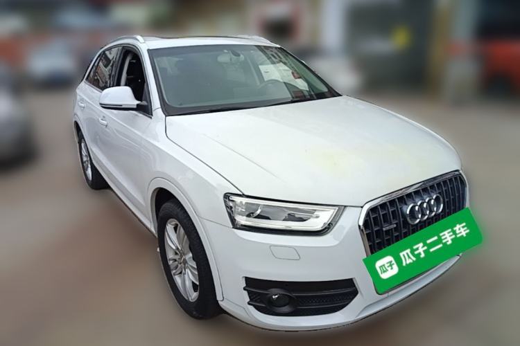 Used Audi Q3 2015 35 TFSI quattro Technology Edition Front Right 45 Deg