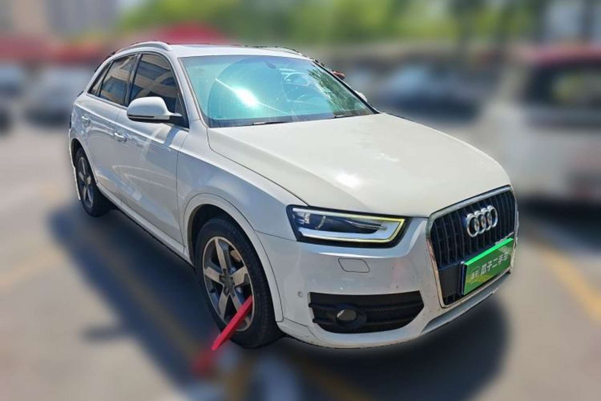Used Audi Q3 2015 35 TFSI quattro Luxury Edition Front Right 45 Deg