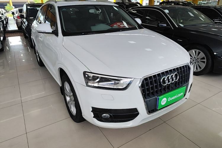 Used Audi Q3 2015 35 TFSI Millionth Anniversary Comfort Model Front Right 45 Deg