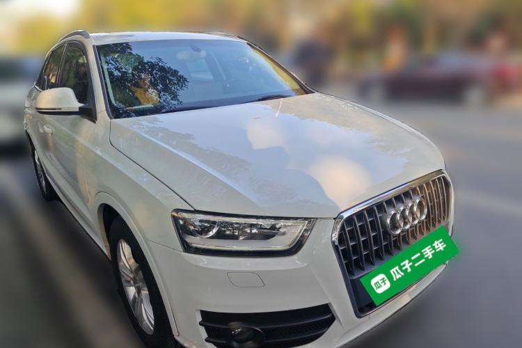 Used Audi Q3 2015 35 TFSI quattro Technology Edition Front Right 45 Deg