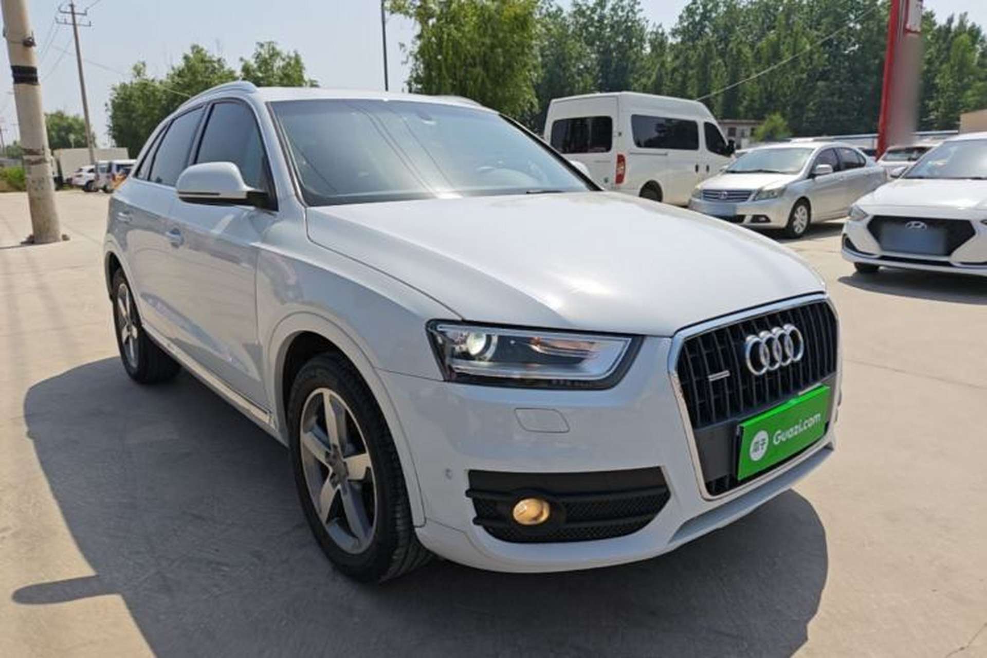 Used Audi Q3 2015 35 TFSI quattro Millionth Anniversary Enjoyment Model Front Right 45 Deg