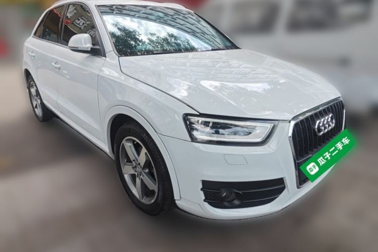 Used Audi Q3 2015 35 TFSI quattro Technology Edition Front Right 45 Deg