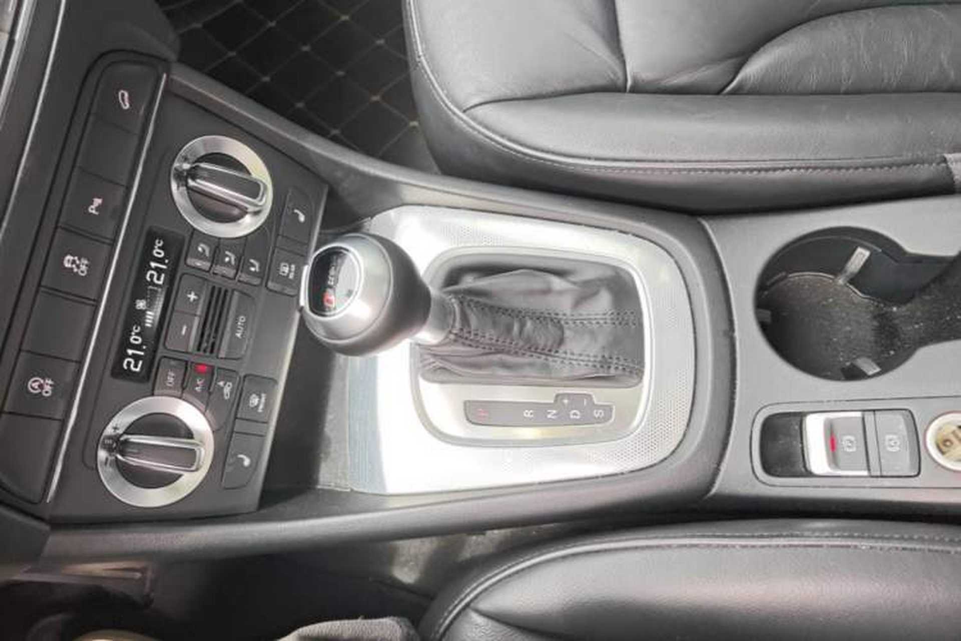 Used Audi Q3 2015 35 TFSI quattro Millionth Anniversary Edition Gear Lever
