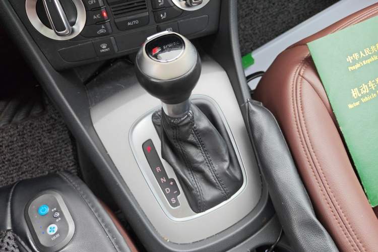 Used Audi Q3 2015 30 TFSI Ambition Edition Gear Lever