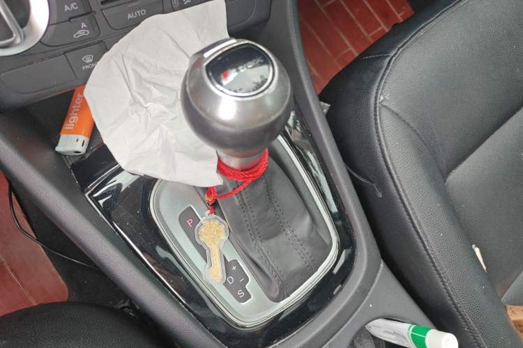 Used Audi Q3 2015 35 TFSI Ambition Edition Gear Lever