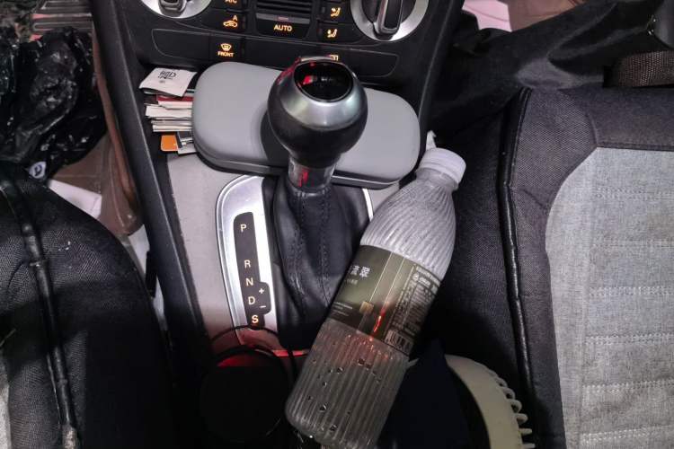 Used Audi Q3 2015 30 TFSI Ambition Edition Gear Lever