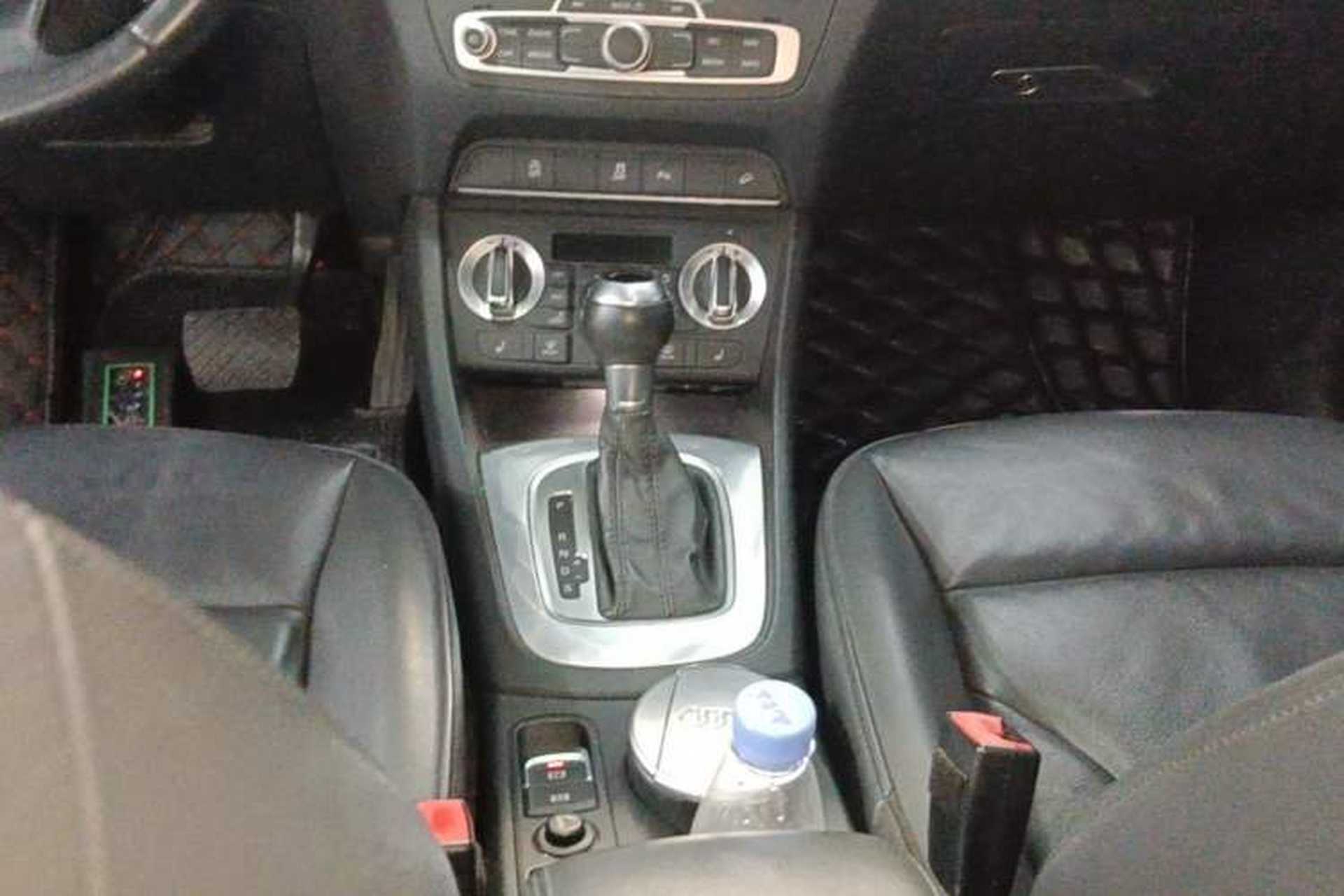 Used Audi Q3 2015 35 TFSI quattro Millionth Anniversary Edition Gear Lever