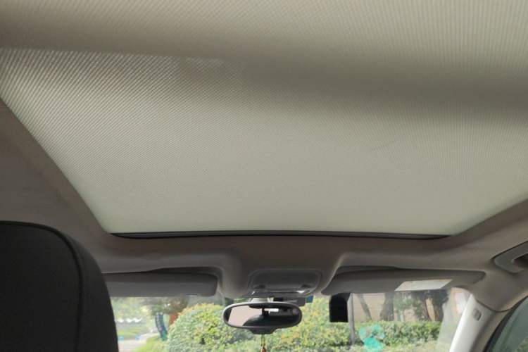 Used Audi Q3 2015 35 TFSI Comfort Model Headliner