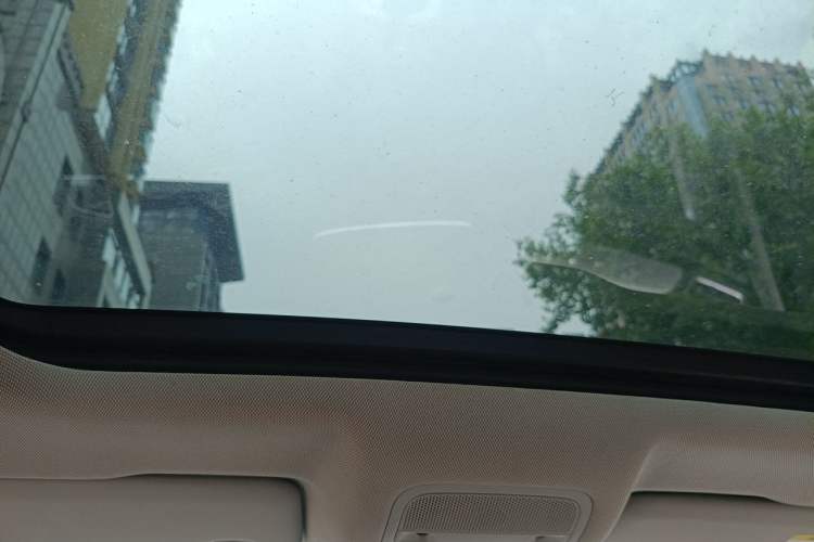 Used Audi Q3 2015 35 TFSI Comfort Model Headliner