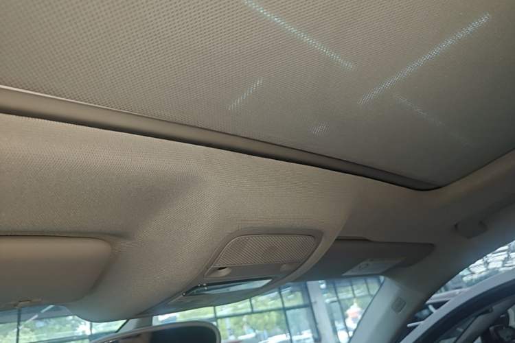 Used Audi Q3 2015 35 TFSI Comfort Model Headliner