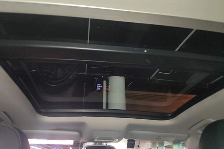 Used Audi Q3 2015 30 TFSI Comfort Model Headliner